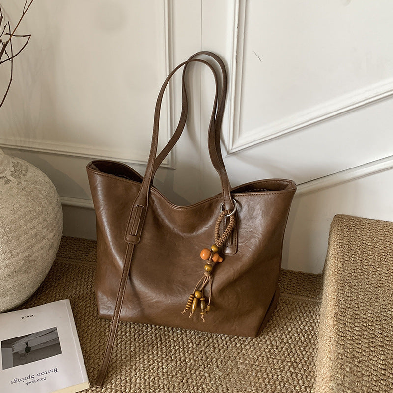 High-end retro soft leather women's bag 2026 new simple tote bag cross-border easiest for matchpure color handbag armpit bag