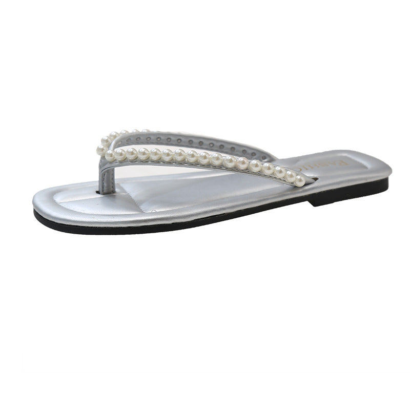 Women's flip-flops: stylish and sophisticated summer sandals - new fashion flat-heel thong sandals for beach and everyday wear