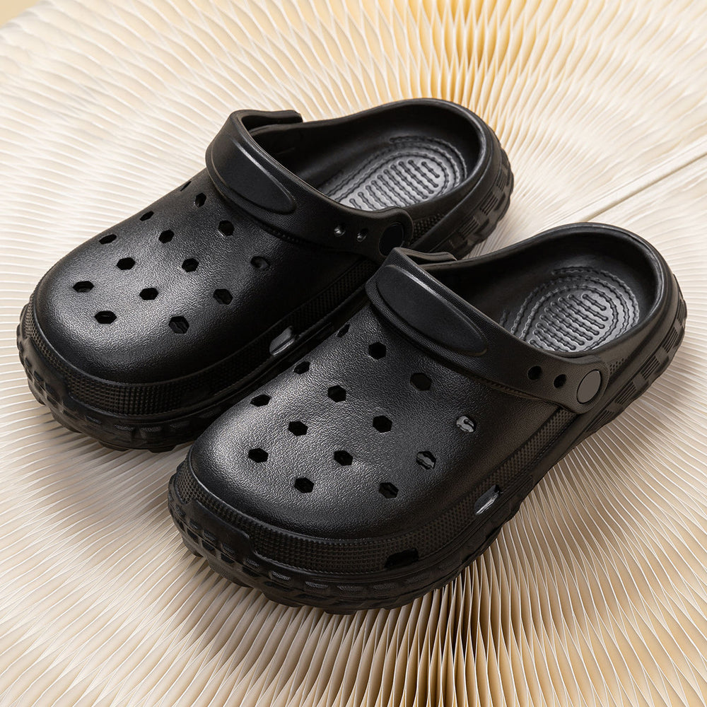 Collection of croc shoes eva croc shoes men's 2025 new beach anti-odor stomping on shit slippers women's summer outer