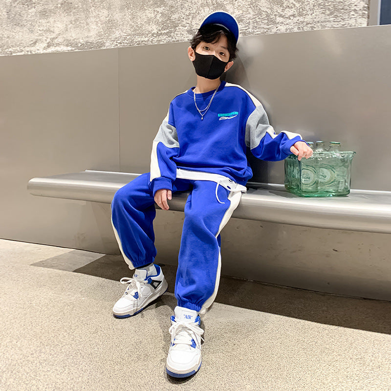 Boys' spring outfit set - two-piece,  new spring/autumn collection, stylish kids' hoodie and tracksuit, trendy spring/autumn apparel