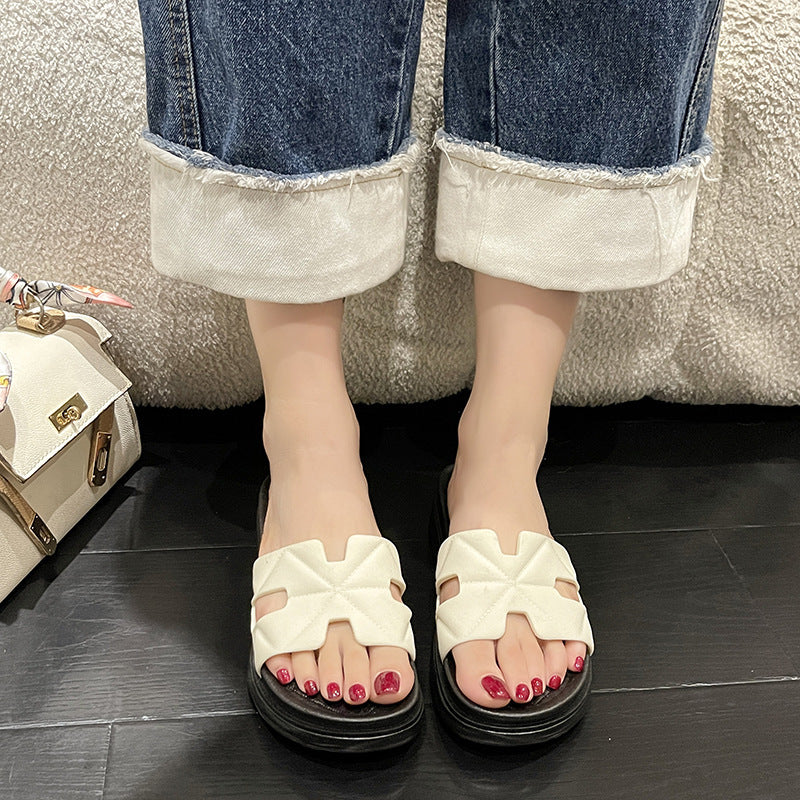 Women's summer slippers - stylish, sweet, princess-style, thick-soled, indoor/outdoor, non-slip, beach-ready thong sandals