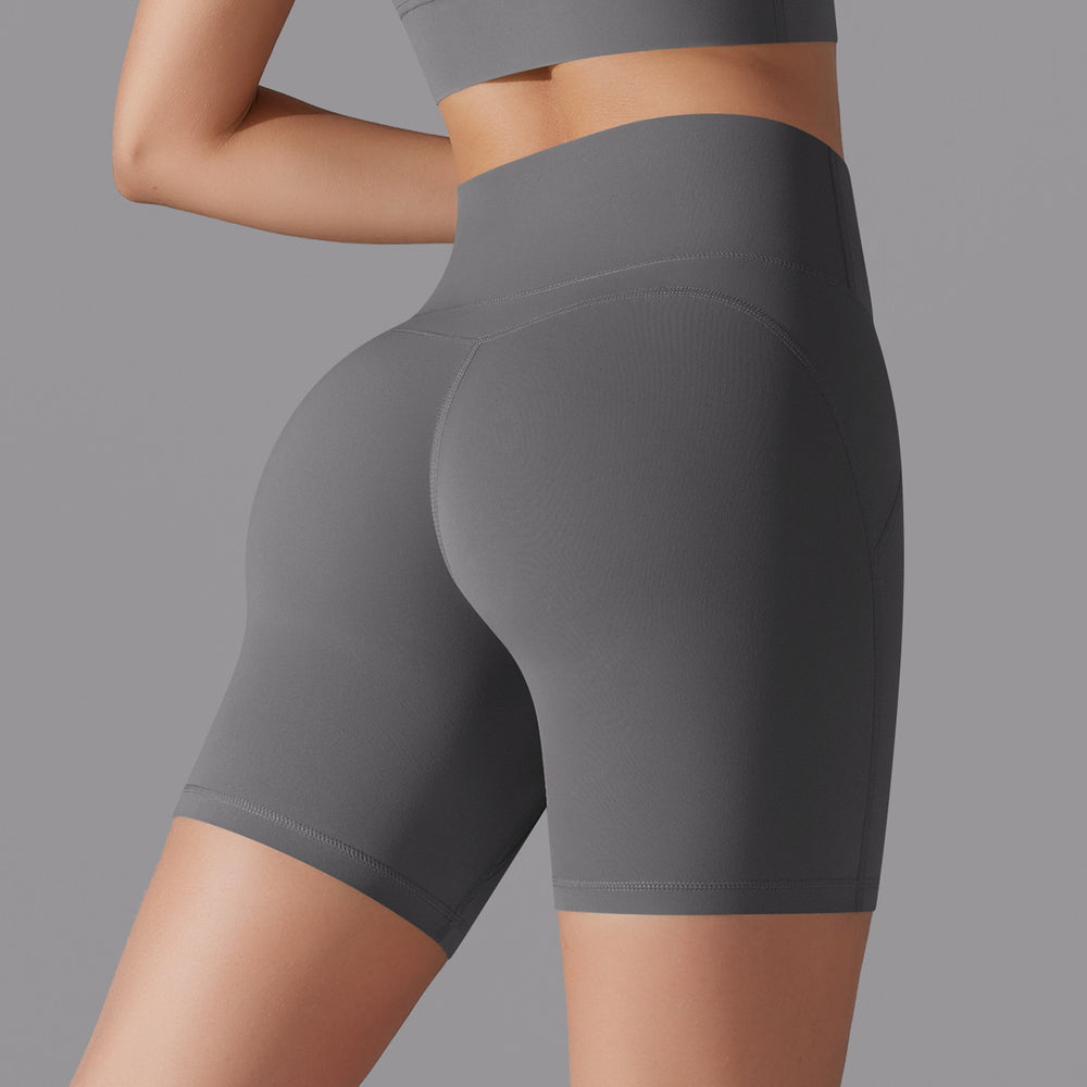 New arrival nude tight sports shorts, no need to wear underwear, high waist, hip lifting yoga shorts, running fitness three-quarter shorts
