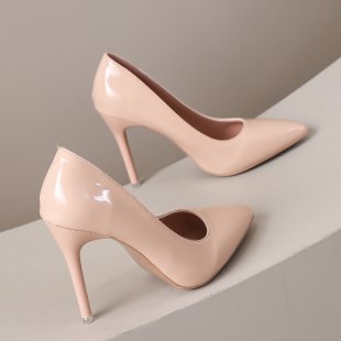 spring/autumn new arrivals: plus-size women's heeled pumps for cross-border e-commerce. sizes 34-43 available. wholesale options available. dropshipping to  and