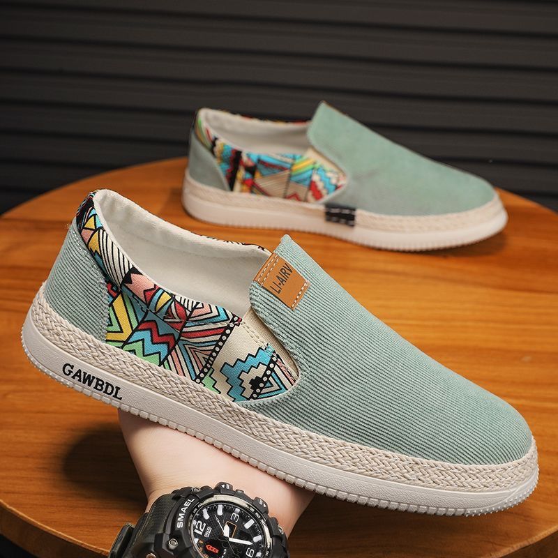 Winter old beijing cloth shoes men 2025 new arrival sports casual canvas shoes men's thousand layer bottom fisherman's slip-on