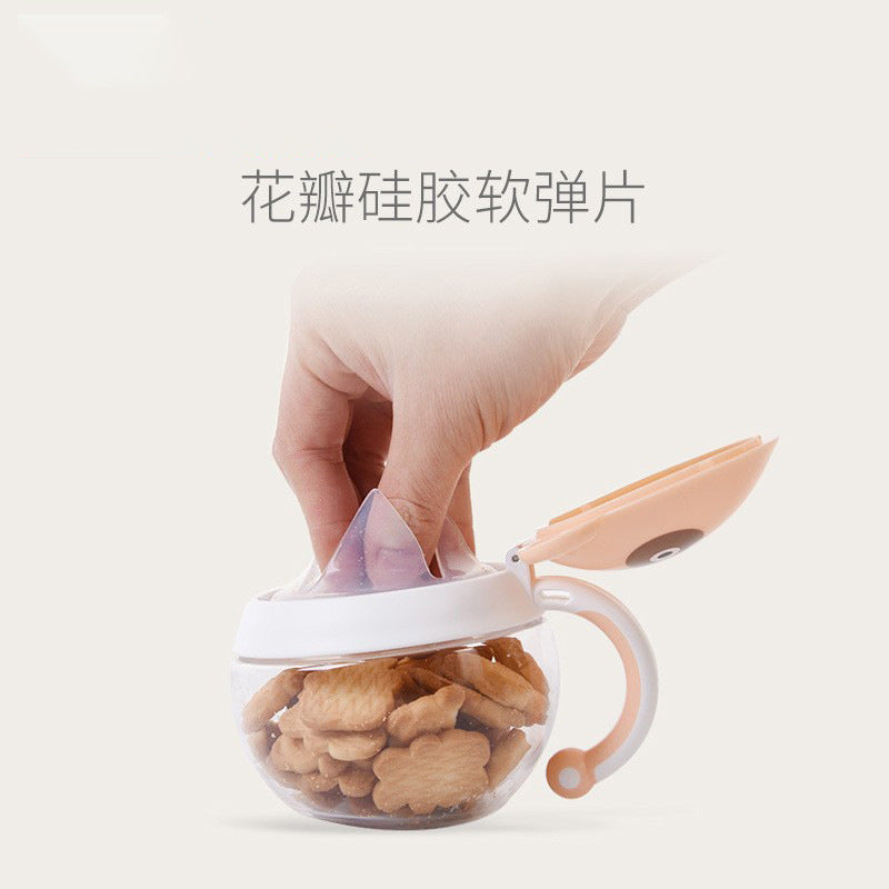 Manufacturer baby snack box portable snack bowl anti-spill snack cup baby food storage box
