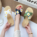 Daisy soft sole slippers women's summer outdoor wear 2024 new anti-slip bath versatile casual beach sandals