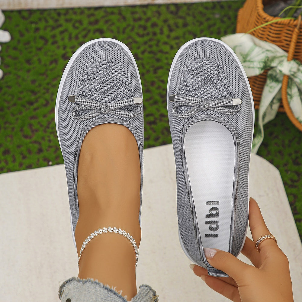 Plus size women's round toe slip-on shoes - soft sole, bow accent, versatile casual, anti-slip, wear-resistant, perfect for moms