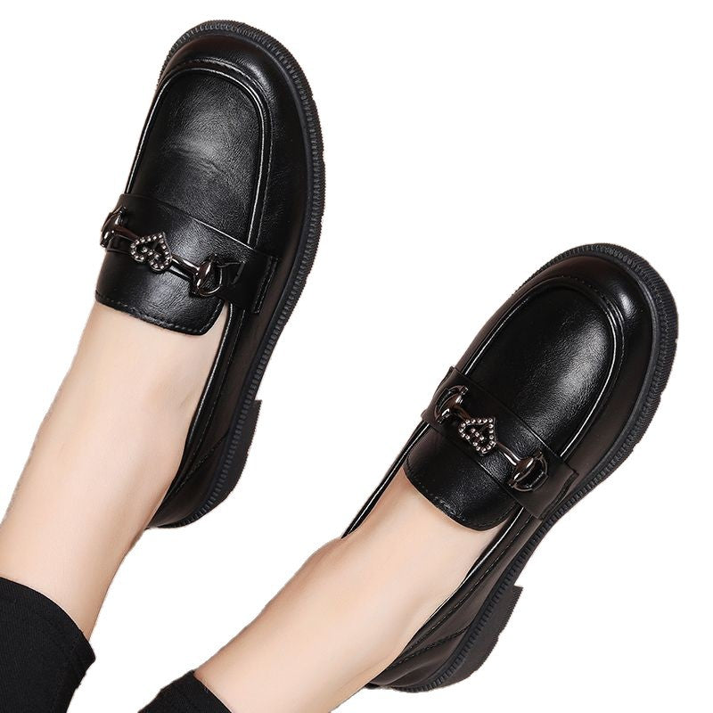 2025 new autumn women's comfort shoes: soft sole, non-slip, slip-on loafers for middle-aged and elderly women