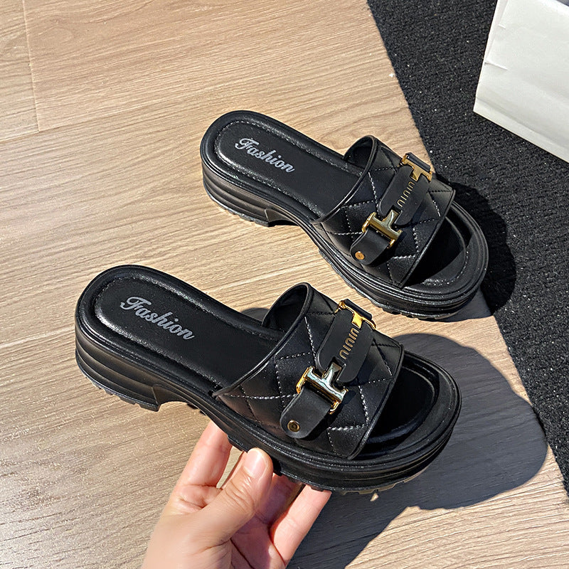Thick sole slippers women's outwearsummerfashion2024new arrivaleasiest for matchheight-increasing sandals and slippers seaside beach shoes