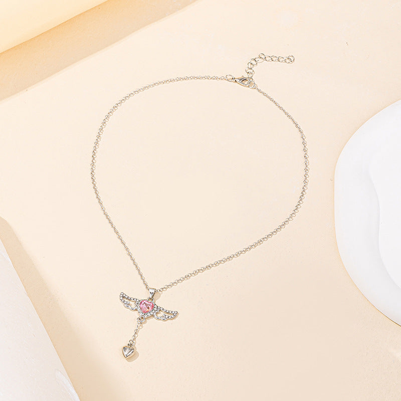 Wholesale alloy heart pendant - new cross-border fashion jewelry, versatile women's necklace with diamond-studded wings, alloy clavicle chain
