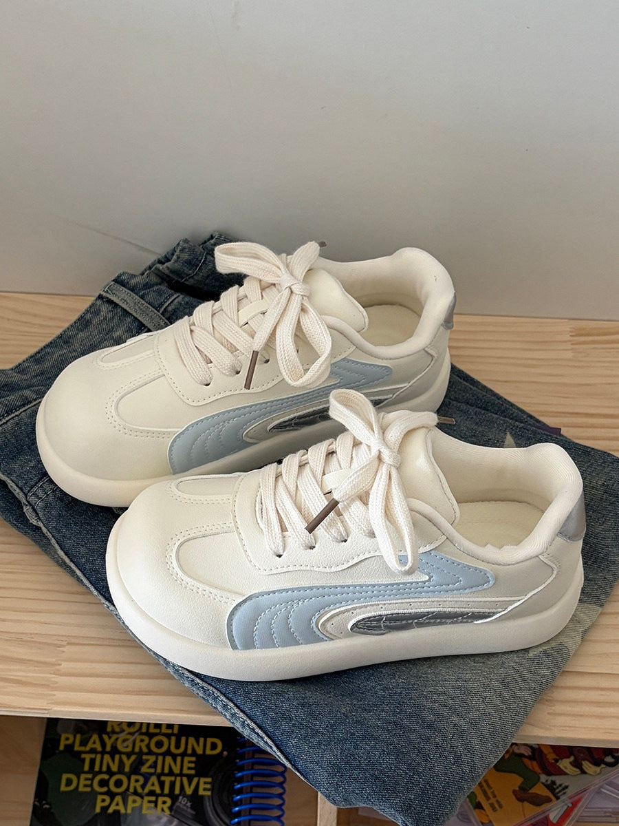 White shoes women's easiest for matchthick sole german training shoes 2026new arrivalspringniche style with color matching pants student sports casual shoes