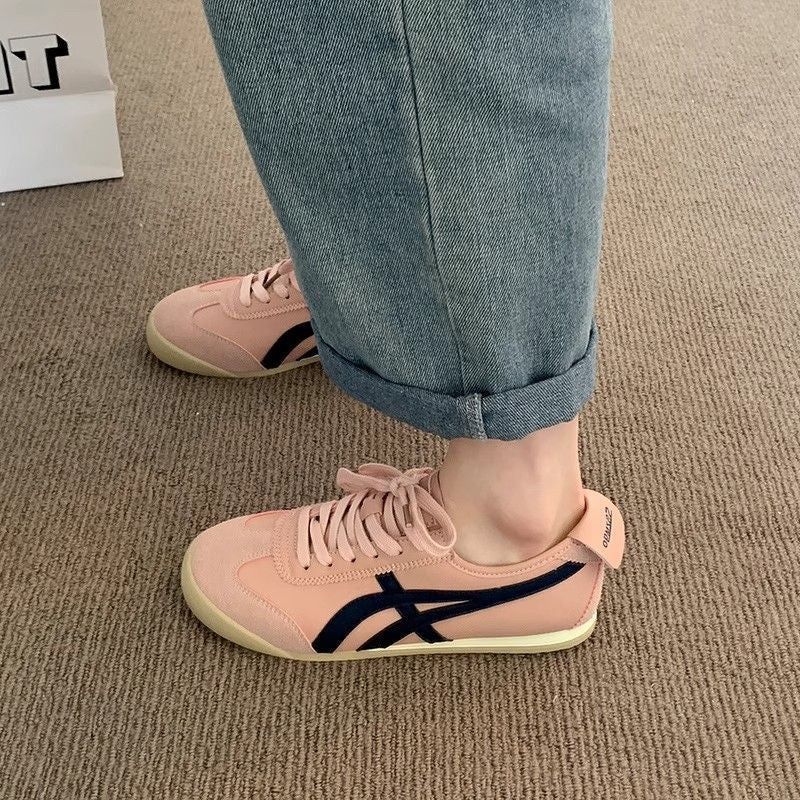 2025 new autumn spring and autumn popular shoes flat-soled Forrest Gump shoes sports and leisure board shoes women's niche ins tide