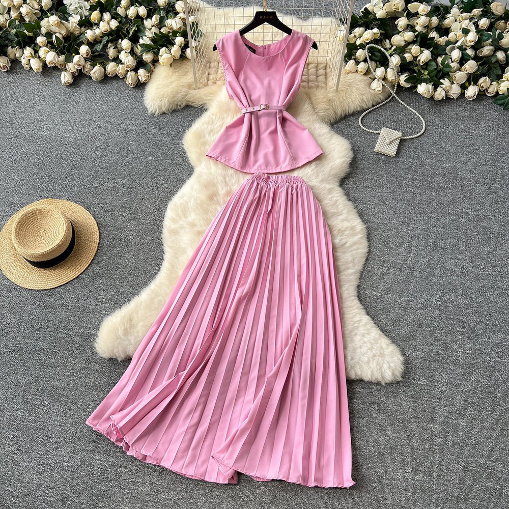 Light mature style strappy waist round neck sleeveless tops + high waistslimming look large swing pleated skirt frenchtwo-piece set