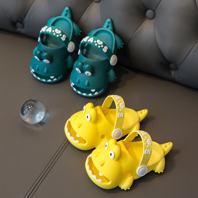 New arrivalkids slippers summer men's and women's cute cartoon clogs home non-slip toe shoes fashionoutwear sandals