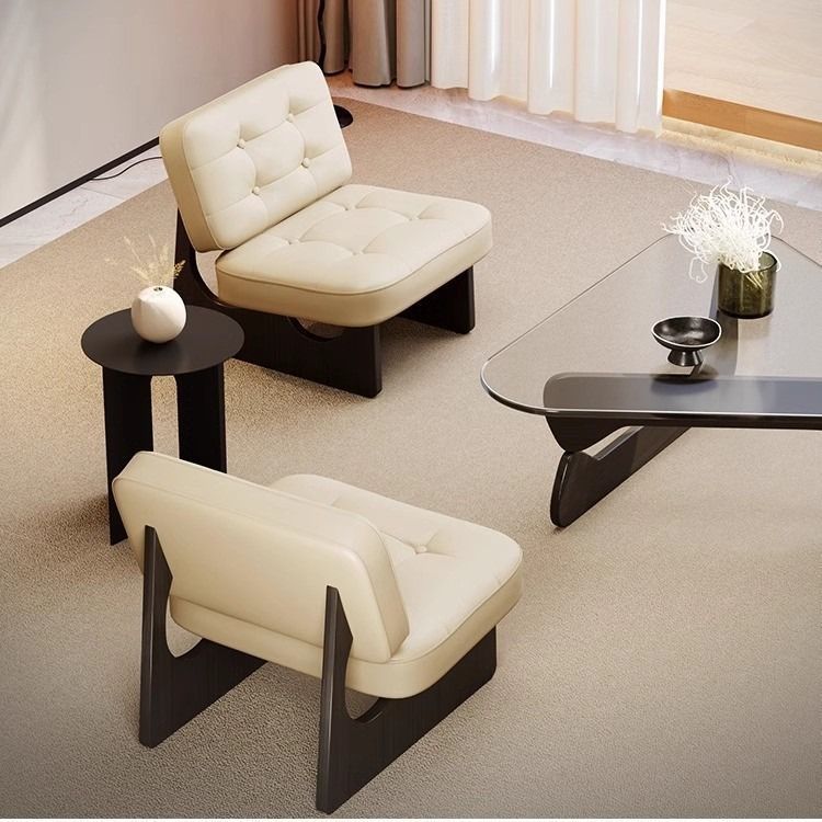 Modern minimalist balcony sofa chair, designer solid wood living room single chair, cat-scratch resistant leather electric high-back light luxury