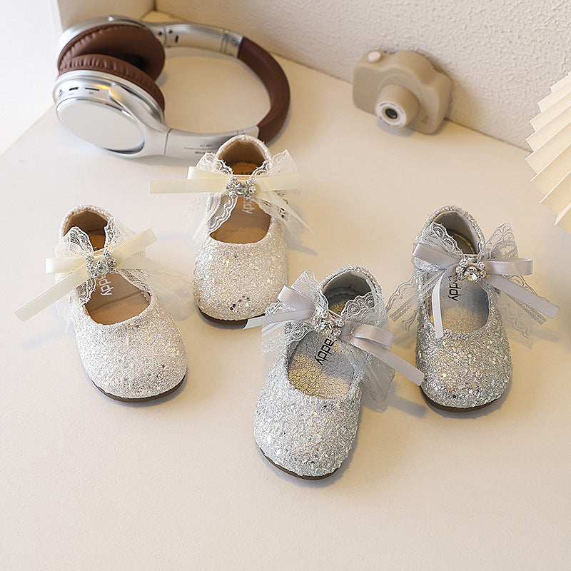 Ready-to-ship girls' leather shoes: korean style, kids' patent leather princess shoes, fashionable studded bowknot flats, performance shoes