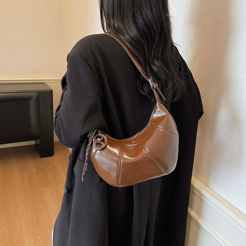 2025 new autumn/winter "maillard" style fashionable and versatile shoulder bag - commuter, niche design, crossbody bag, light luxury handbag