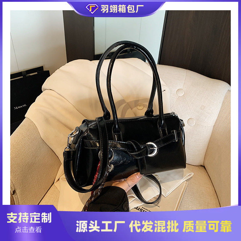 Cross-border Korean version of casual handbag women's 2025 summer new fashion shoulder bag commuter messenger bag