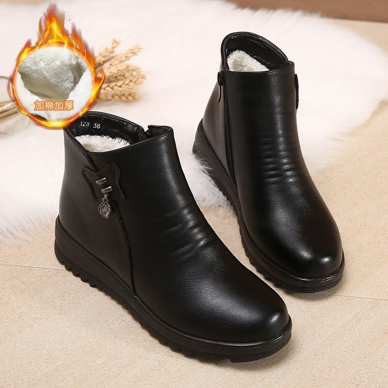 Ladieswear shoes winterfleece-lined soft leather cotton shoes women's heattechnon-slipflats middle-aged leather shoes soft bottom middle-aged and elderly short boots