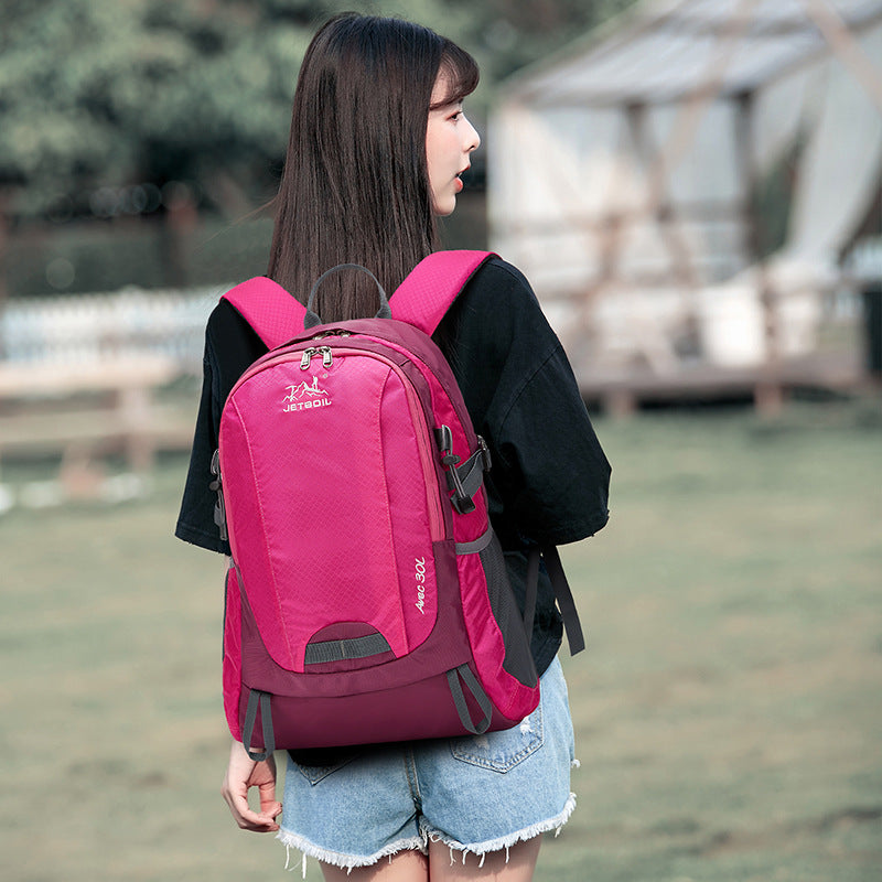 Couple backpack casual cycling hiking sports backpack large capacity waterproof outdoor mountaineering bag wholesale