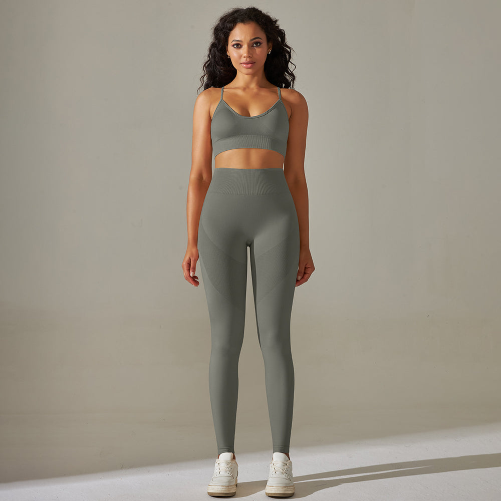 Seamless new sports bra and leggings set - peach lift, butt enhancing, tight-fitting, quick-dry, high-waisted workout outfit