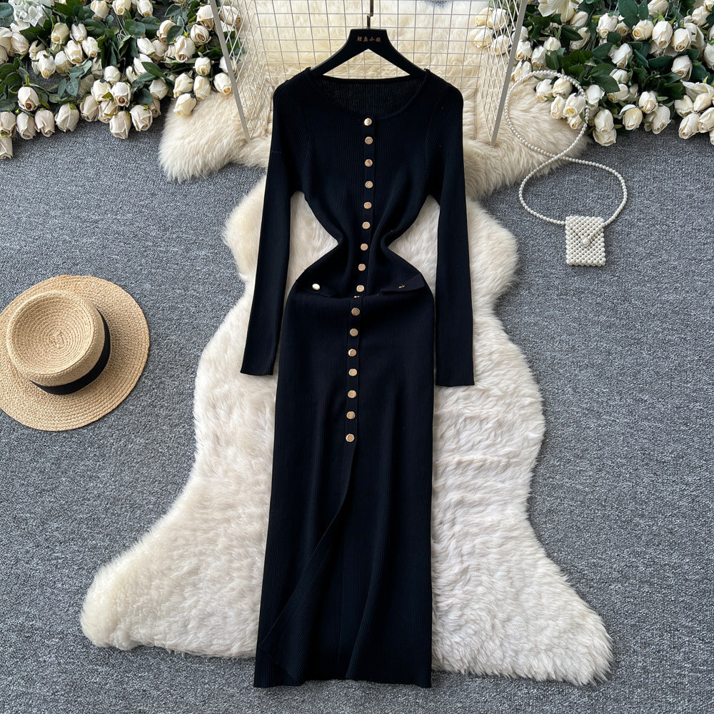French chic high-end round neck metallic buckle single-breasted slim-fit slit long sleeve knitted bodycon dress