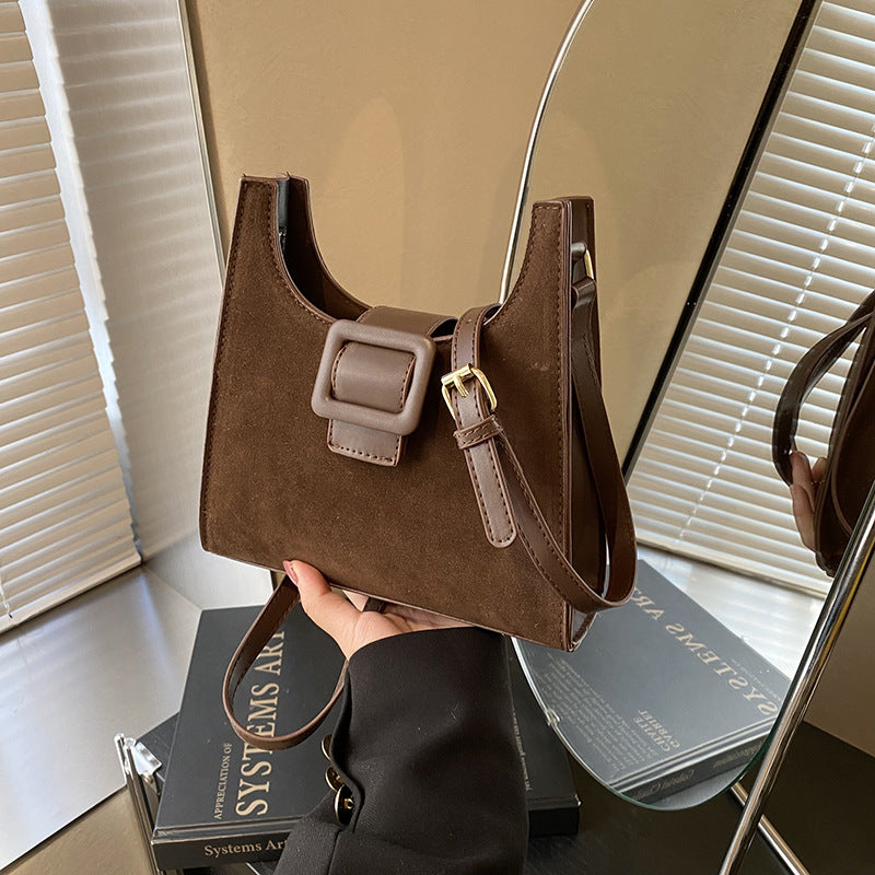Small bag women's 2025 autumn and winter new fashion versatile messenger bag texture small bag saddle bag