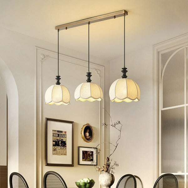 French retro style restaurant chandelier is astonished by medieval fabric printing lamps American high-end dining room bar lamp