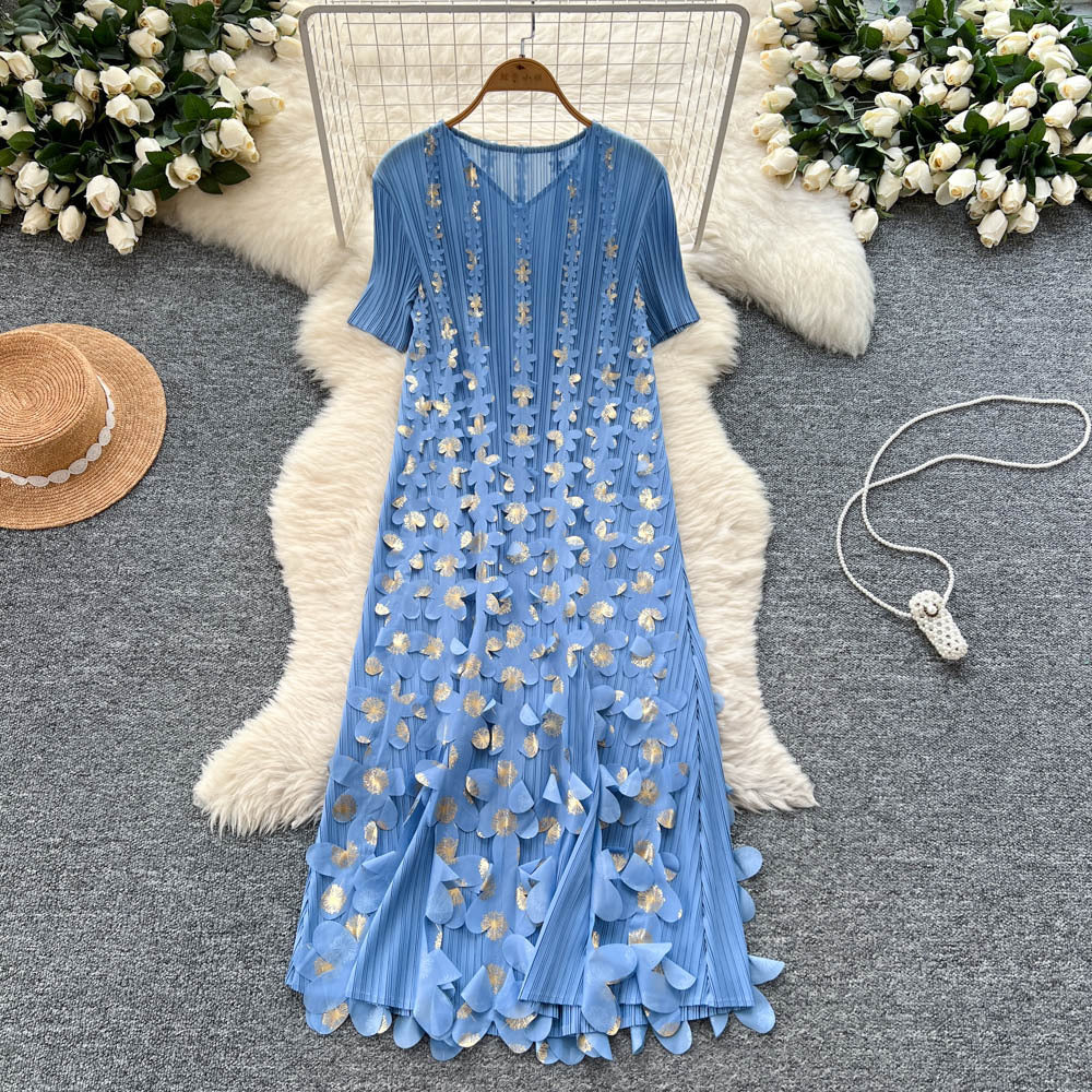 Miya pleated dress - women's  summer collection: european & american style, sophisticated, gold foil 3d floral appliqué, loose fit, pleated maxi dress