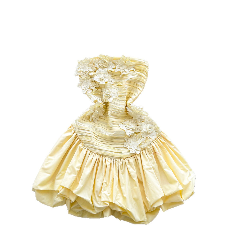 French heavy industrystereo flower dress seaside vacation style one shoulder tube top dress ruffles skirt