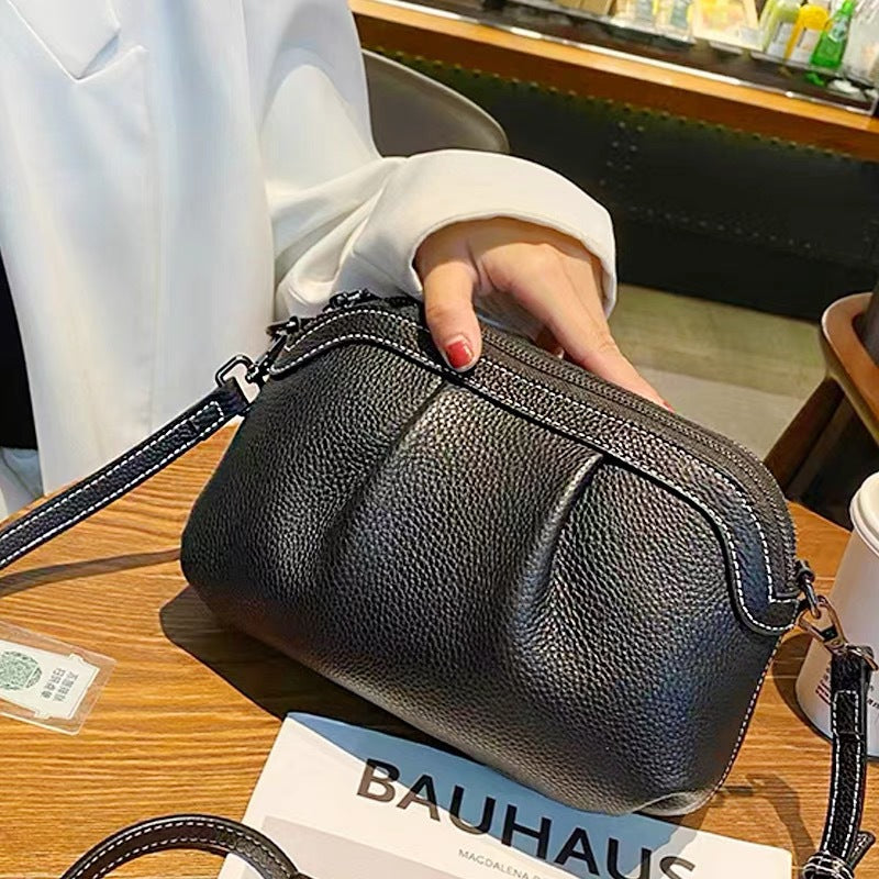 New arrival casual women's bag with first-layer cowhide, shoulder cross-body medium bag, women's handbag, large capacity three shoulder straps