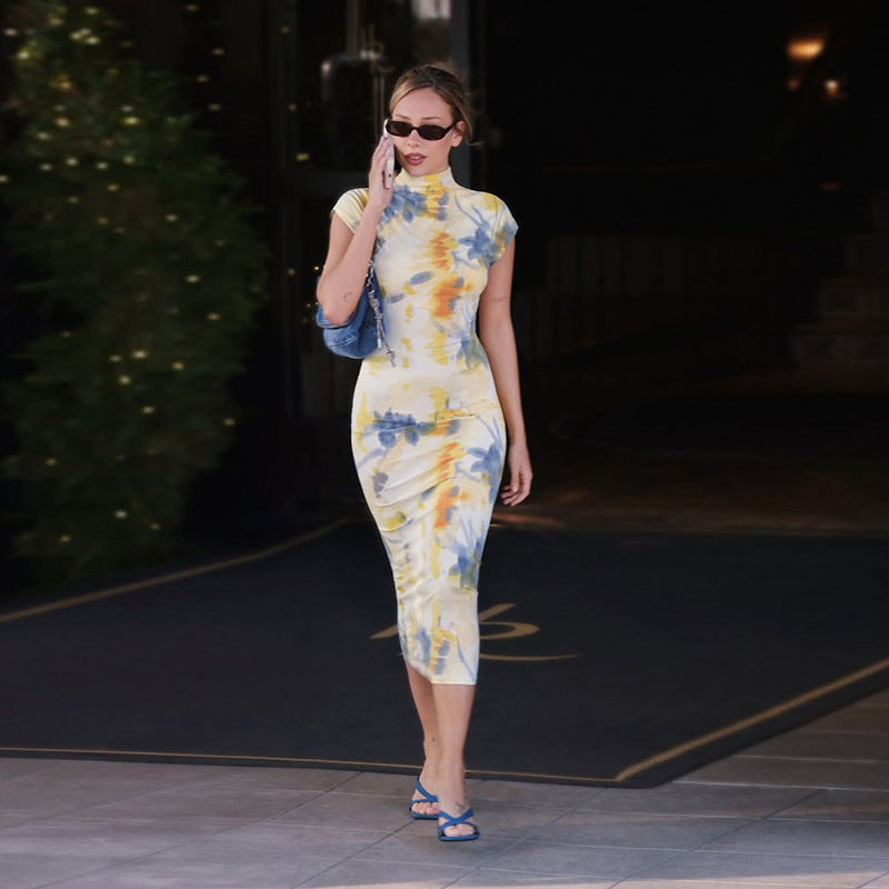 Europe, America 2025 spring and summer new women's clothing temperament elegant semi-turtleneck short-sleeved flower contrasting color printing tight dress