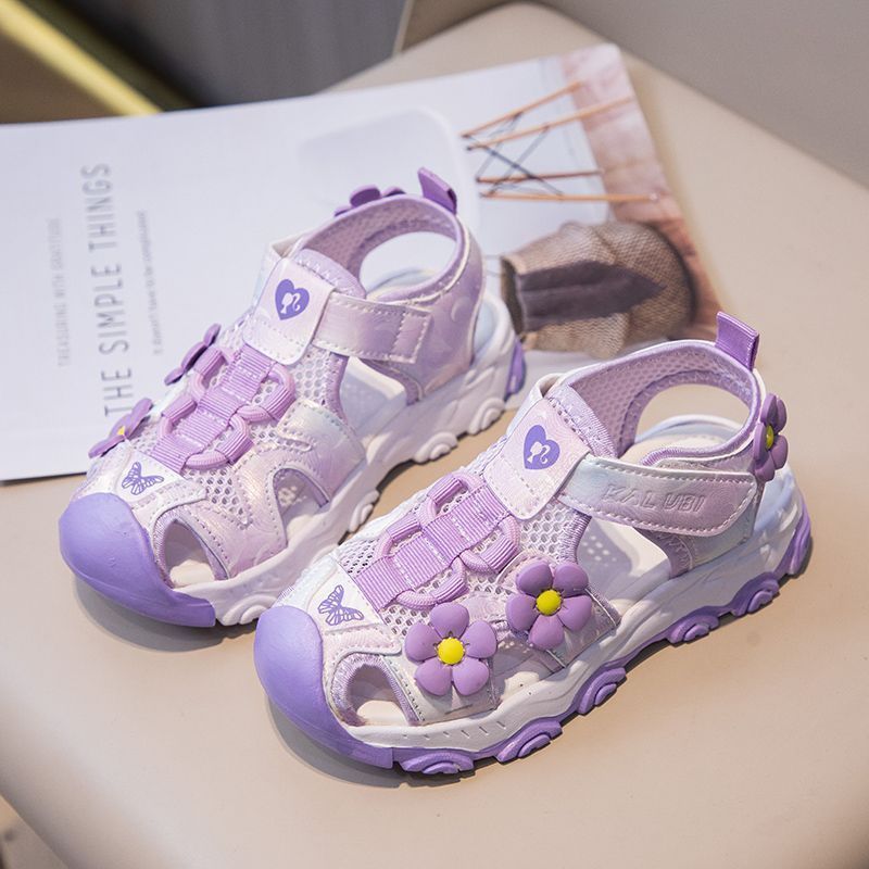 Girls' sandals: new spring/summer  collection - breathable mesh, closed-toe casual sandals for girls, trendy floral design for toddlers and big kids