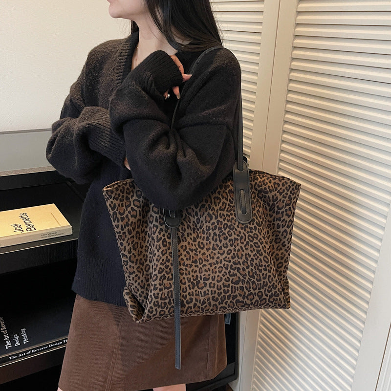 Lazy style leopard print tote bag women's bag new arrival 2025 fall and winter relaxation large bag large capacity shoulder work clothing bag