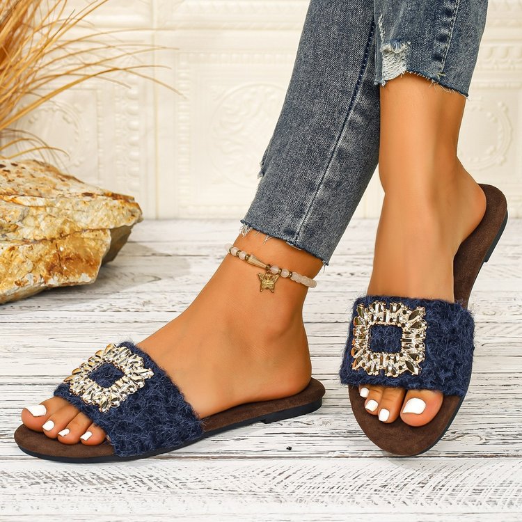 autumn new arrival: women's plus-size flat slippers for cross-border e-commerce. wholesale available. dropshipping to  and