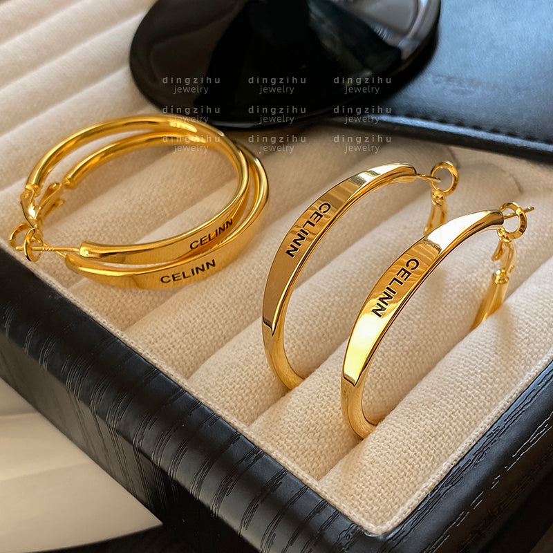 High-end gold hoop earrings for women, vintage, upscale, elegant, european and american style, bold and statement-making, metal earrings