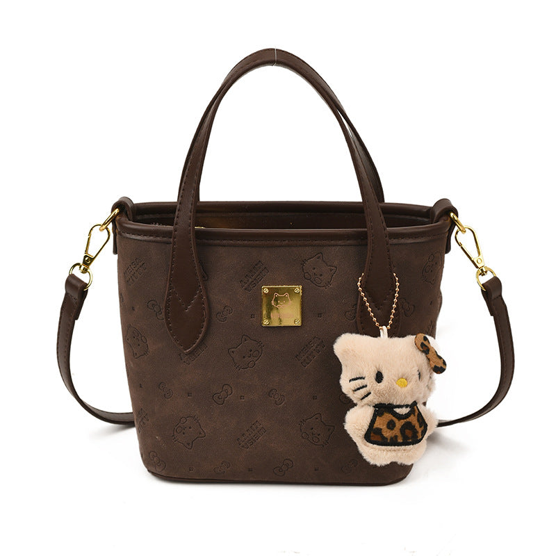 Simple and stylish crossbody bucket bag, 2025 autumn/winter vintage-inspired commuter casual bag, understated luxury niche handbag, shoulder bag