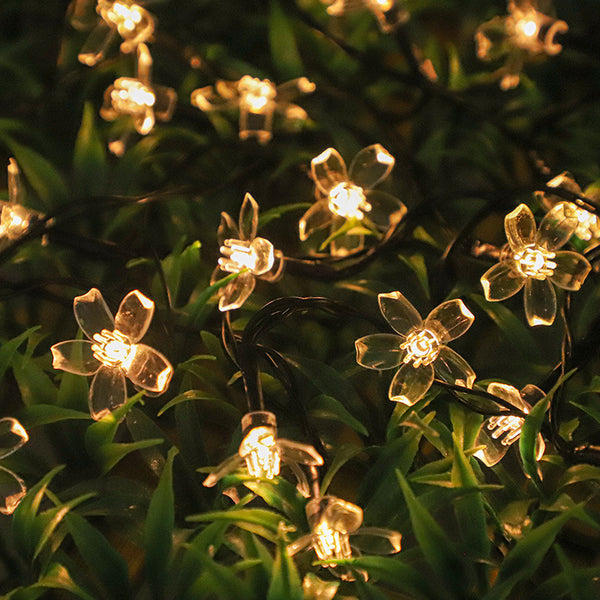 Outdoor waterproof LED solar light string cherry blossom flower shape flashing peach blossom light string Christmas garden decoration