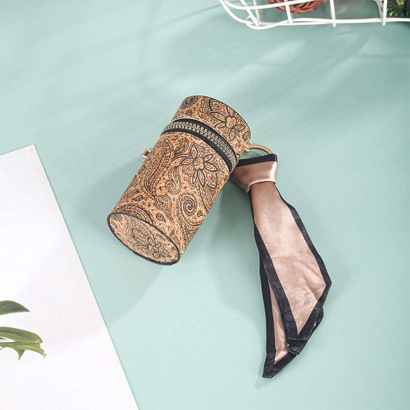 Live gift mouth red envelope keychain European and American old flower change bag welfare product mini bucket bag explosion light luxury feeling