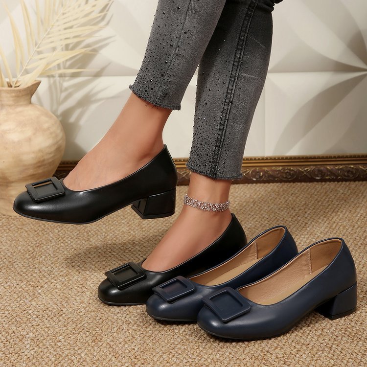 Wholesale women's plus size soft leather chunky heel flats - new spring/autumn low heel comfortable soft sole pumps - casual work shoes
