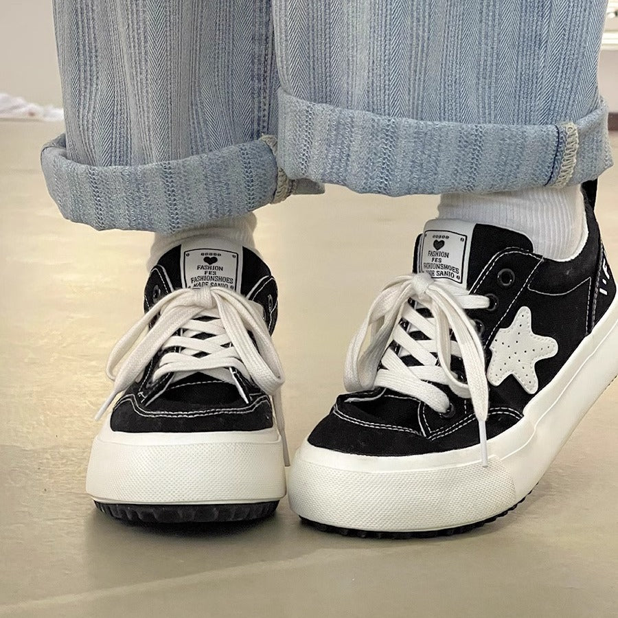 Niche style design girls white shoesflatscasual canvas shoes ins trendy easiest for match 2026new arrivalchic sneakers