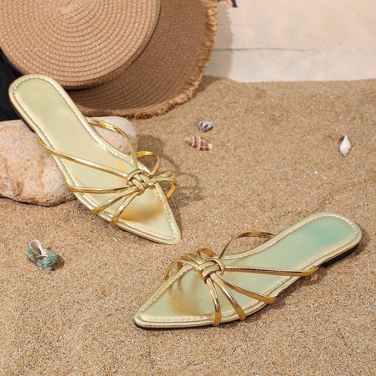 Wholesale plus-size flip-flops: new  summer collection for cross-border e-commerce, featuring comfortable and lightweight flat sandals for the us, european, and southeast asian markets