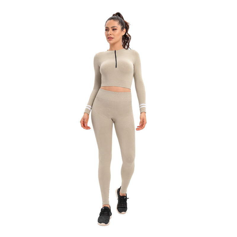 Factory new seamless yoga set: low-cut zipper, peach lift, high-waisted, body-hugging activewear for women