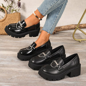 plus size thick heel loafers  fall and winter new arrivalfashion metal chain thick sole slip-on leather shoes flats women