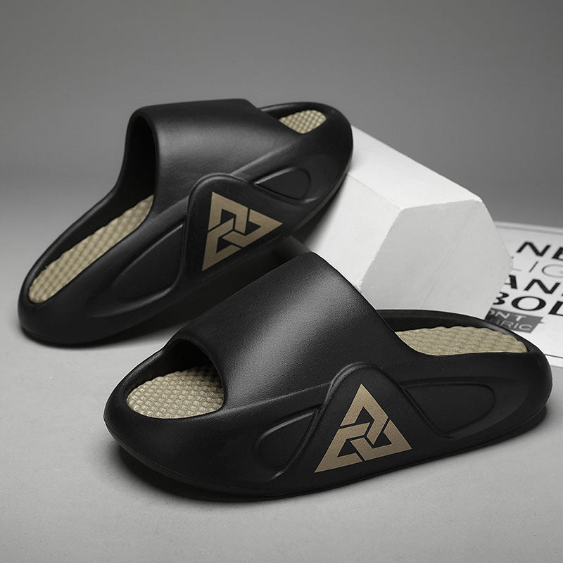 2024 new men's flip-flops: trendy, casual, and comfortable outdoor sandals for beach and sports
