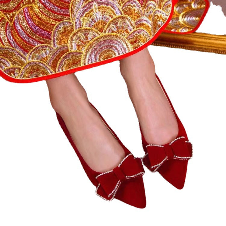 Red wedding shoes women's flats 2022 new chinese style bridal shoes bowknot maternity wearable xiuhe wedding dress two-wear