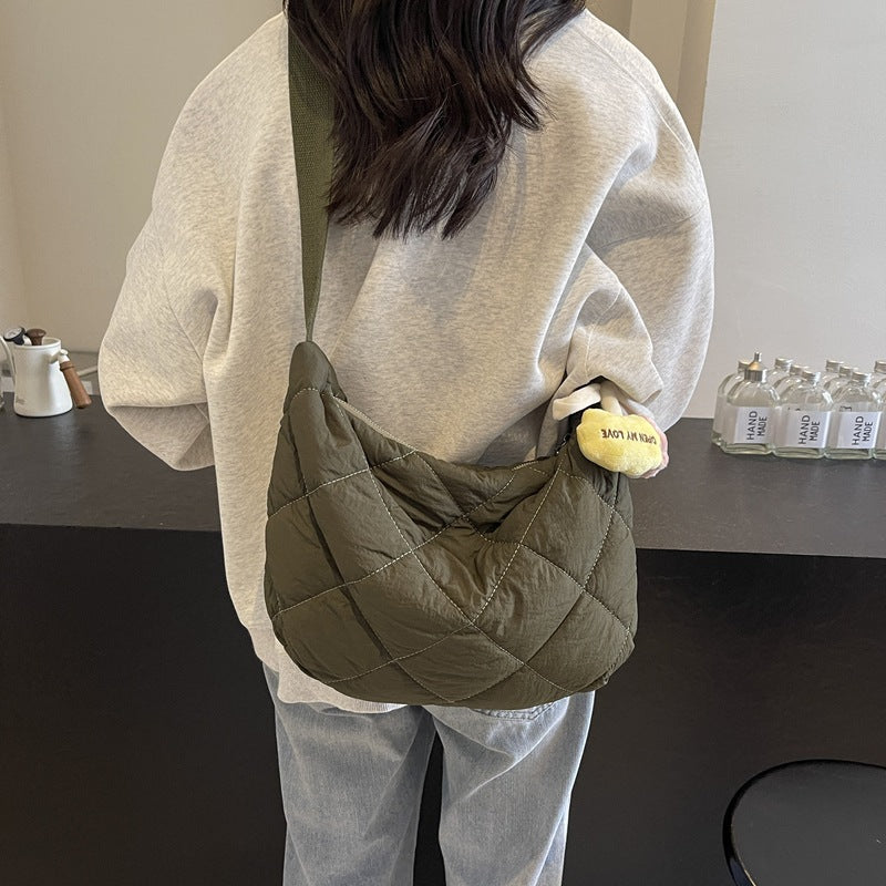 Cross-border new autumn and winter cotton clothes, bags, rhombus casual versatile messenger bags, commuter single shoulder fashion crescent moon dumpling bags