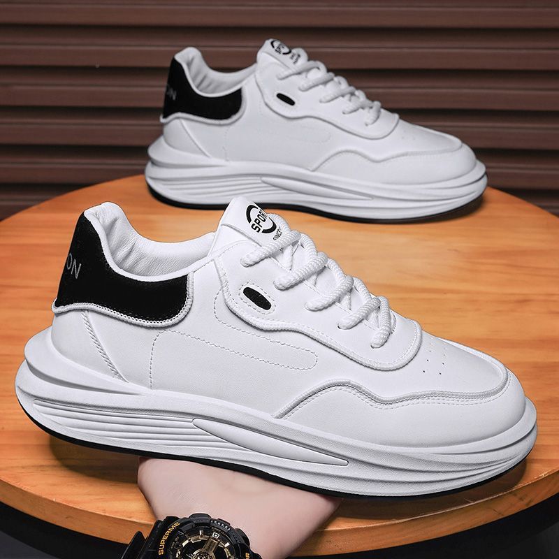 Men's 2025 spring new lightweight white sneakers, skate shoes, trendy versatile fashionable breathable youth niche streetwear shoes