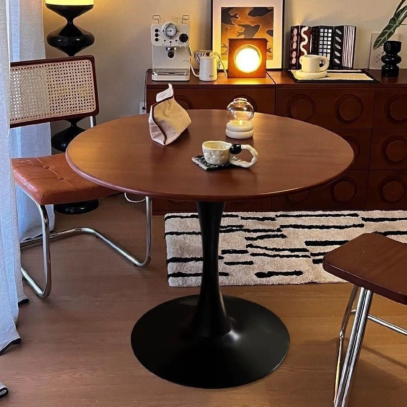Round dining table, nordic casual, vintage walnut, small apartment, balcony tulip coffee, negotiation, milk tea
