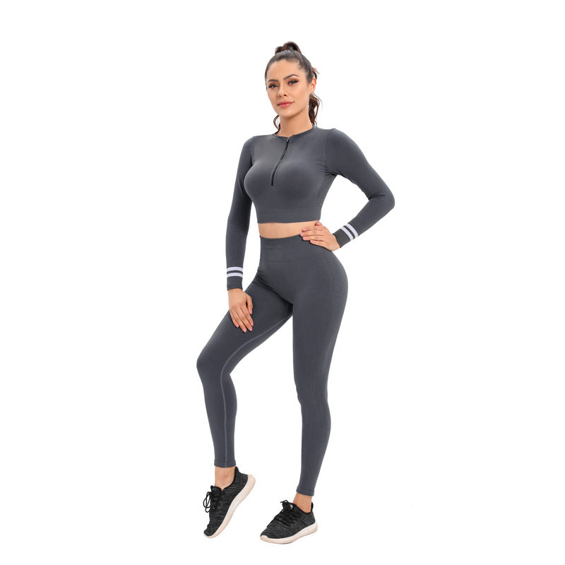 Factory new seamless yoga set: low-cut zipper, peach lift, high-waisted, body-hugging activewear for women